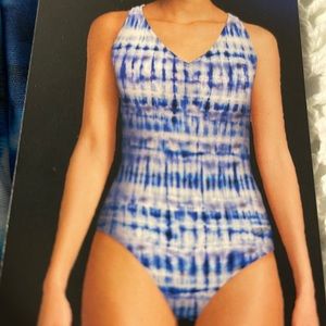 New! Speedo ladies 16